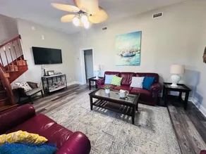 3 bedroom-Pets welcome- Boat slip available for a fee - Image 1