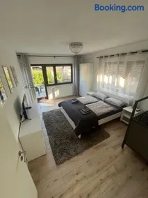 Stilvolles Apartment nahe Therme und PreZero Arena - Image 4