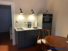 Garden View Apartment - Image 2