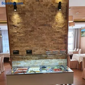 Monte Cervo Bio Hotel & Spa - Image 4