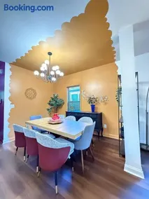 Stylish stay! 8 min to DT Atlanta, 2 min to metro station - Image 2