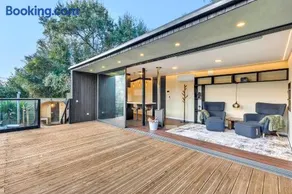 Zaire Lodge - Image 2