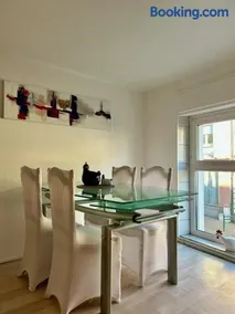 Chez Ninon - Image 2
