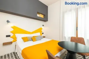 IKNOS Accommodation - Image 1