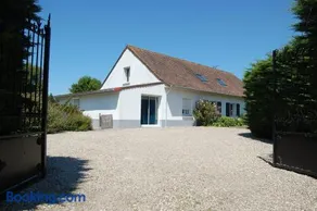 Chez Poussin - Image 4
