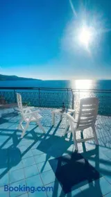 Magic Dream Sea View-Private Beachfront Terrace - Image 2