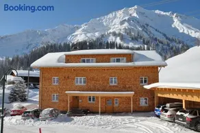 Haus Rose - Image 2
