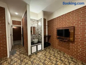 Red Bricks Inn - Image 3