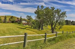 Rapid City Vacation Home w/ Wraparound Deck! - Image 1