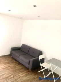 Studio a deux pas du centre ville et de la mer - Image 4