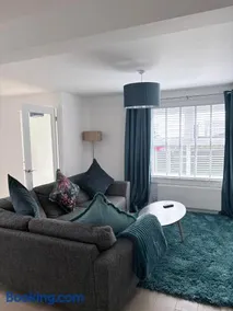 1 Shiphouse Apartment - Image 2
