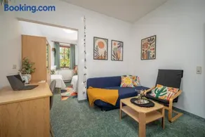 Zentrales Studio - mit Sofa & 2 Einzelbetten - Image 1