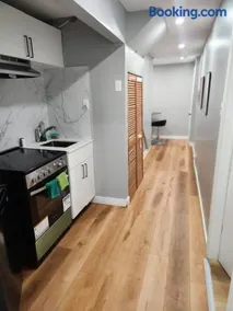 Neat basement with Swimming pool and Gym - Image 2
