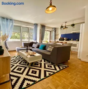 Cosy Flat 2V6 - Image 2