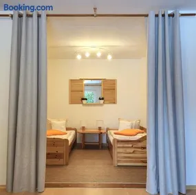 Appartamento adatto alle famiglie con terrazza, griglia e giardino | Vista sulla montagna - Image 2