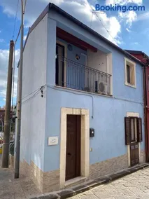 BLU HOME TRINACRIA - Image 1