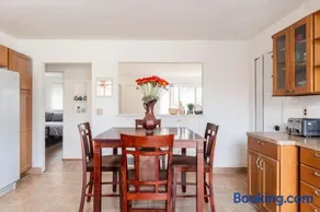 Cozy home in 5 star Livonia Westland neighborhood - Image 3