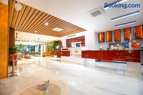 Metropol Hotel - Image 3