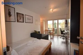 Nestwerk Komfort R23-12 - Balkon, Arbeitsplatz & Zentrumsnah - Image 1