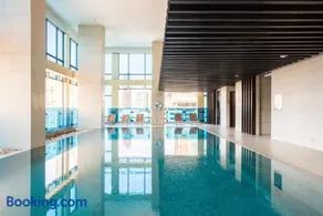 M Estate Luxury 3BR Residence Heart of Bangkok - Image 4