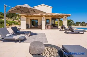 Luxury Villa with panoramic views over Moraira - Image 3