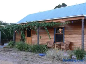 Candlebark Retreat - Image 5