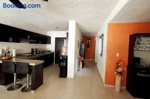 Hermoso departamento con alberca - Image 2