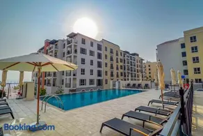 Azure Escape !Joyful 1 Bed Apartment close to the Sea! - Image 4