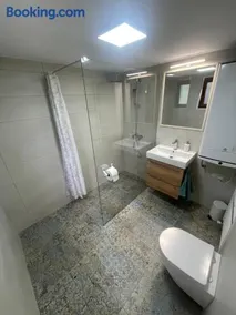 OraHouse - Image 3