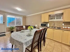 Lovely 2BR BSMT Suite w Parking for Pickup - Image 4