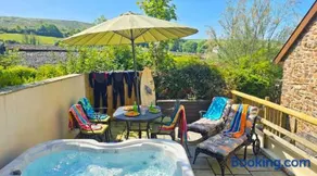 CROYDE THATCHERS HIDEAWAY 2 Bedrooms - Image 1
