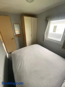 Highfield Grange Holiday Park Clacton - Image 3