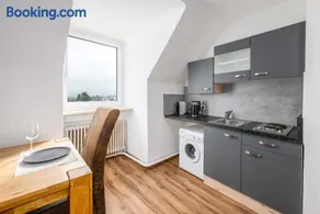 EasyStay Apartment - by myNests - Image 3