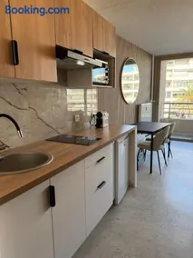 Nouveauté ! Studio front de mer terrasse et parking Cannes - Image 2