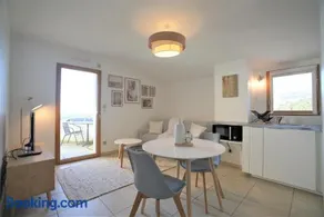 Studio vue montagne centre village parking privé - Image 1