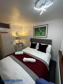 The Gated 2Bedroom Annex Dartford - Image 1