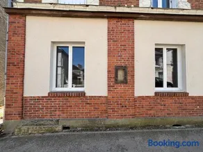 Appartement centre ville Chateau-Renault - Image 1