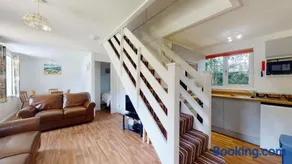 37 Trevithick Court, Tolroy Manor - Image 2