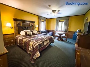 Starved Rock Lodge - Image 3