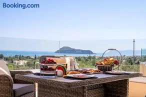 Liberty & Freedom Luxury Villa-heated pool - Image 1