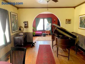 Dr. Yaple's Art Deco House - Image 3