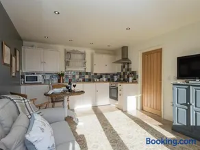 Cow Pasture Cottage - Image 5