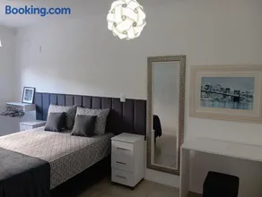 Apartamento com piscina, terraço, churrasqueira e estacionamento - Image 2