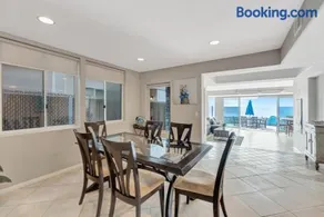 OCEAN FRONT - STUNNING VIEWS- VACATION PARADISE!! - Image 2