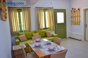 Vanna's Apartments - Image 1