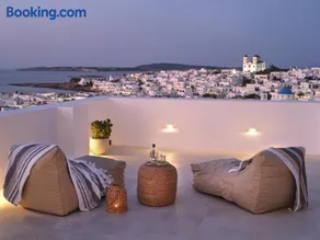 Parian Pearl Unique SeaView - Image 3