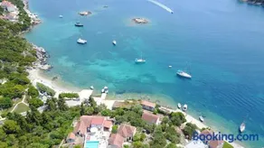 Villa Margarita Sipan by Villas Guide - Image 1