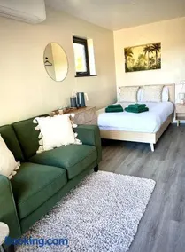 Orchard Hideaway, Bielby, York - Image 5