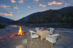 SaffronStays Aquadome Celeste -River Access Stay - Image 3