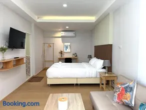 Brown House Cha am - Image 4